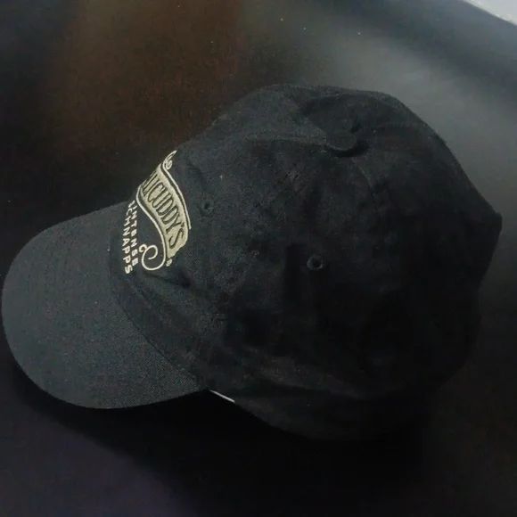 Dr. McGillicuddy's hat - Picture 2 of 7